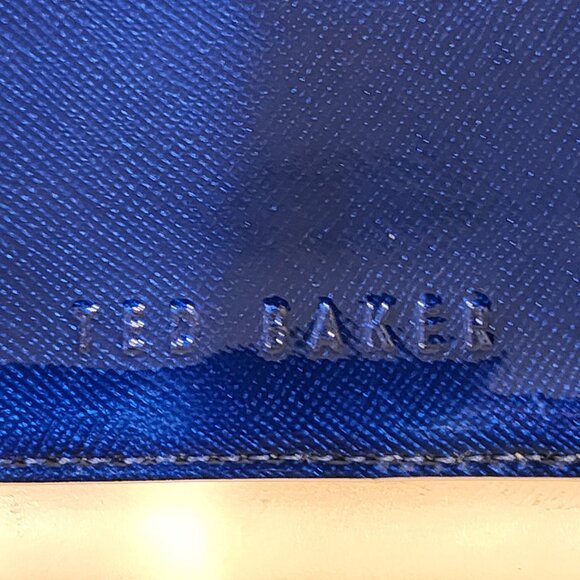 Excellent  Ted Baker Patent Navy Blue wallet with Crystal Matinee wallet - Picture 11 of 11